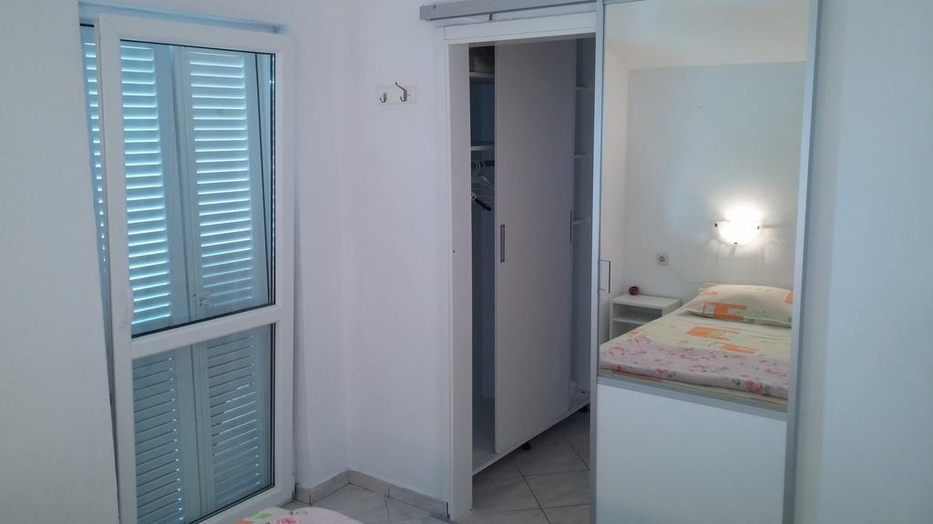 Apartments Marija Bajto Nečujam Oda fotoğraf