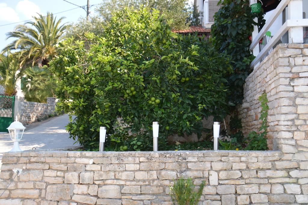 Apartments Marija Bajto Nečujam Dış mekan fotoğraf